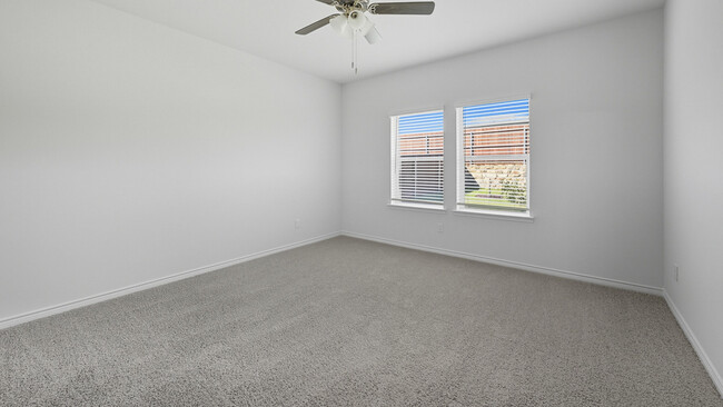 10404 Crusoe St, Aubrey, TX 76227 - photo 4