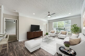 50 Creekside Dr NW, Kennesaw, GA 30144