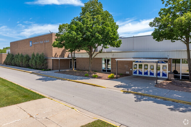 Southwest High School scores a C+ in academics by Niche.