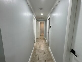 4242 SW 49th Ct, Fort Lauderdale, FL 33314