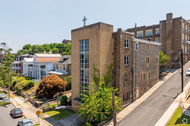 Pottsville has private schools like Assumption BVM School serving children with good education.