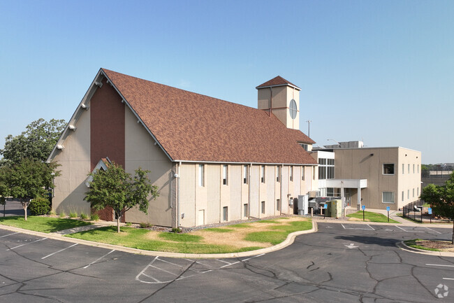 Cross of Christ Lutheran School encourages creativity and critical thinking