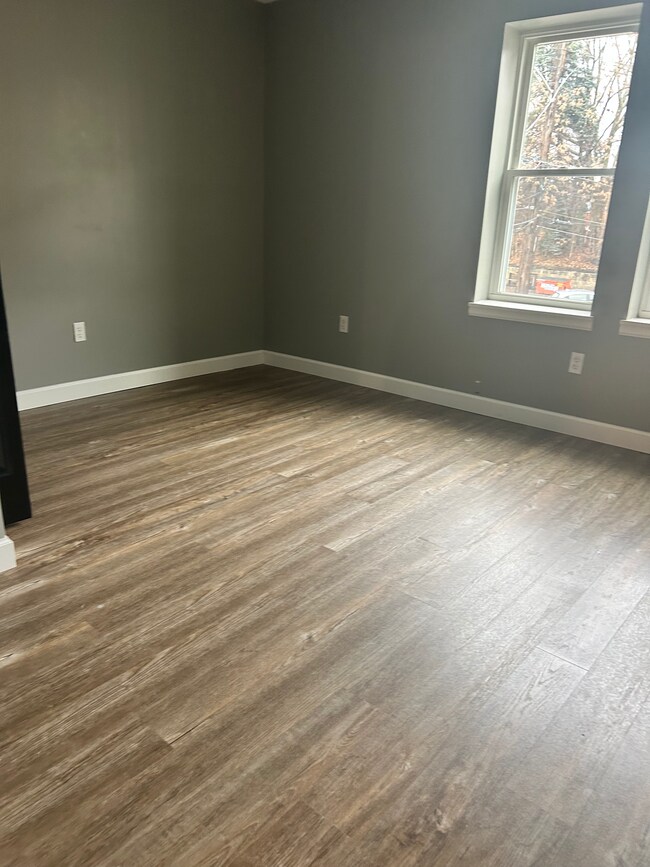 705 14th St unit 1, Beaver Falls, PA 15010 - photo 4