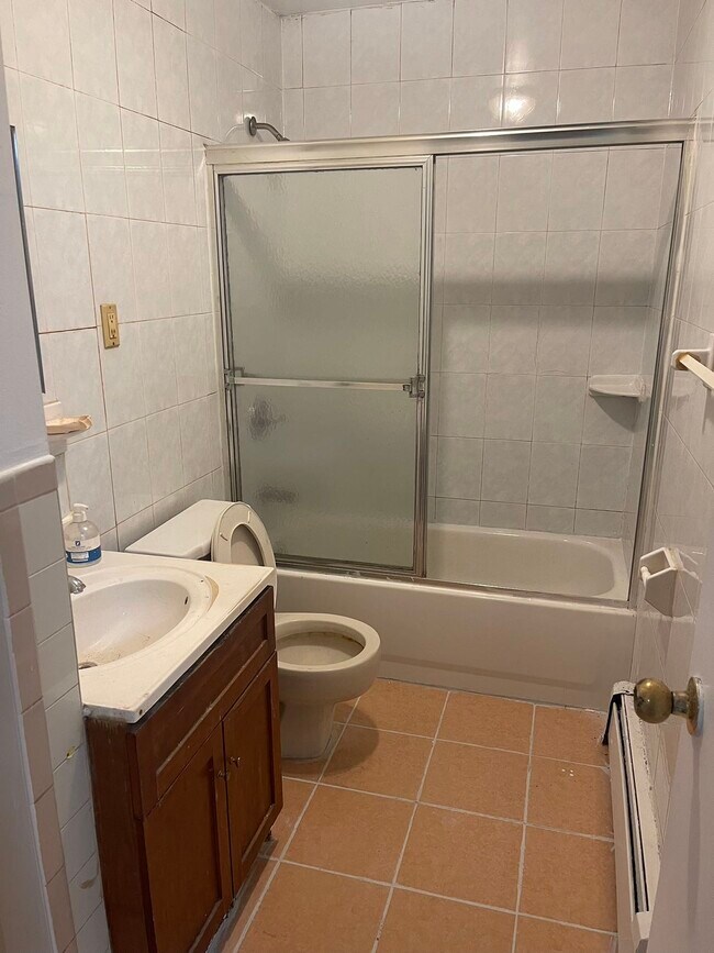 8633 59th Ave, Elmhurst, NY 11373 - photo 5