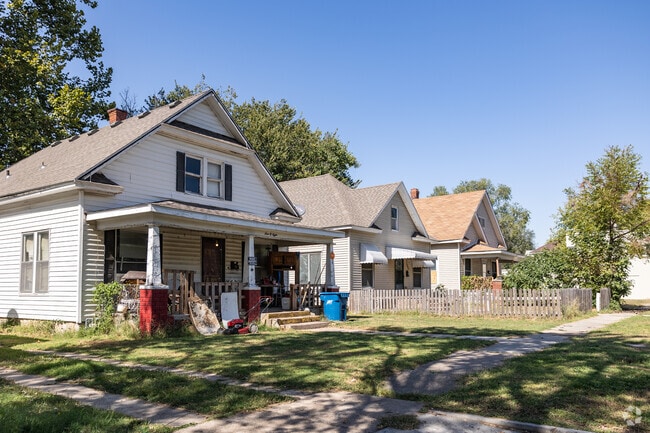 Byers and Murphy includes mostly older homes.