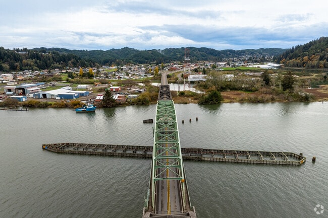 Reedsport sits along the Umpqua River.