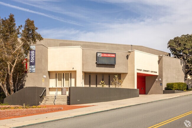 The La Jolla High School near La Jolla Farms.