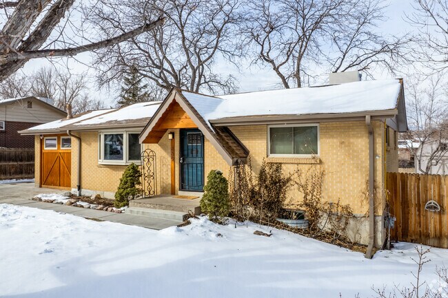This brick ranch home in the Ashwood neighborhood shows off woodwork characteristic of the area.
