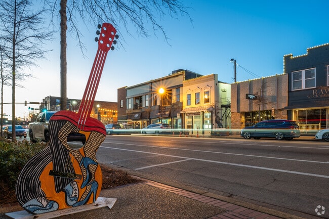 Residents of Bel Air are only five minutes away from vibrant downtown Tupelo.