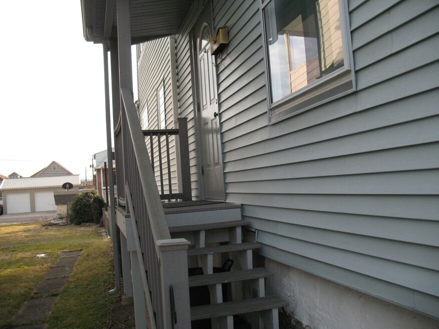 81 E Merritt St, Wilkes Barre, PA 18705 - photo 1