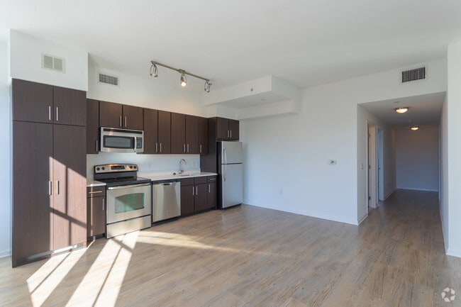 14W Apartments, Washington, DC 20009 - photo 3