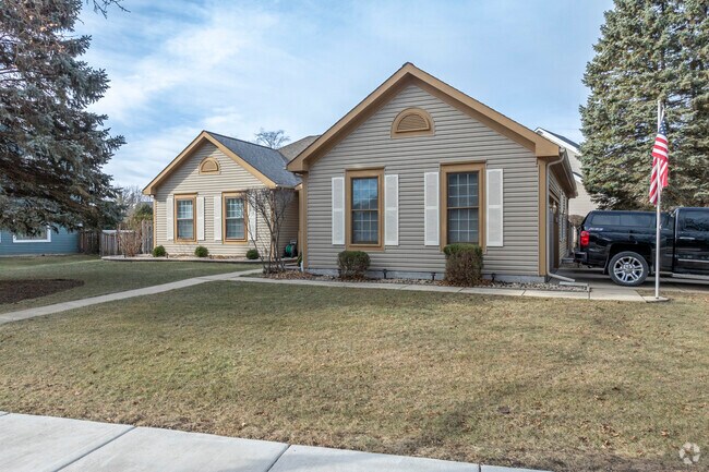 Ranch homes are a popular style in Cobblers Crossing.