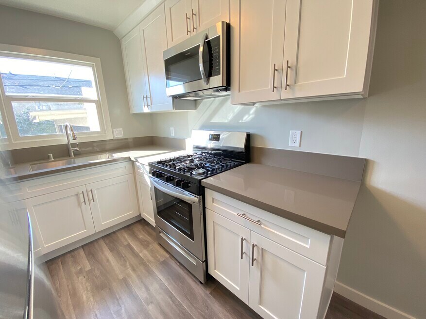 Palms Apartments, Los Angeles, CA 90034 - photo 1