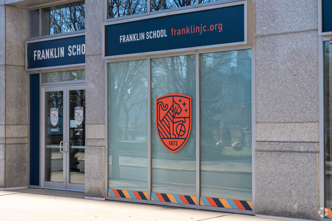 The Franklin School is located a short 5 minute walk away from the lightrail station.