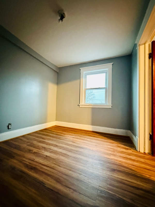 88 Schutrum St unit 2 Upper, Buffalo, NY 14212 - photo 4