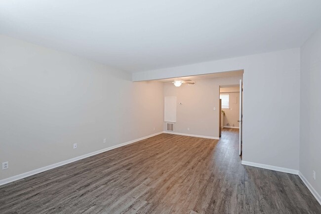 Cypress Grove Apartments, Wilmington, NC 28401 - photo 7