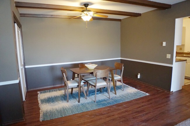 Lamplighter Apartments, Madison, WI 53711 - photo 4