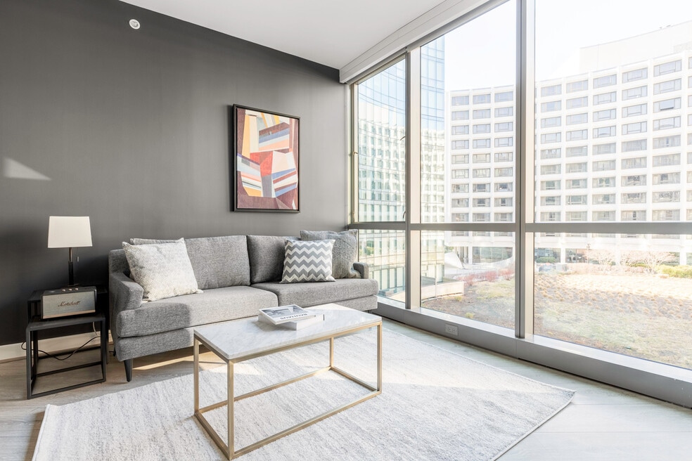 600 4th St SW unit FL4-ID1228, Washington, DC 20024 - photo 1