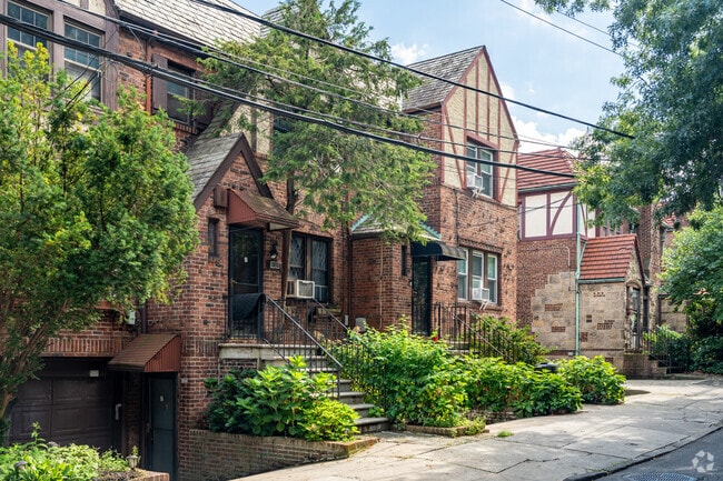 Charming Tudor homes found along the quiet side streets in Van Cortlandt Village.