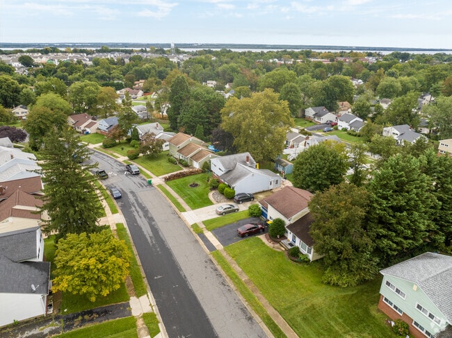 Arden is a suburb of Wilmington, Delaware sitting along the Delaware River.