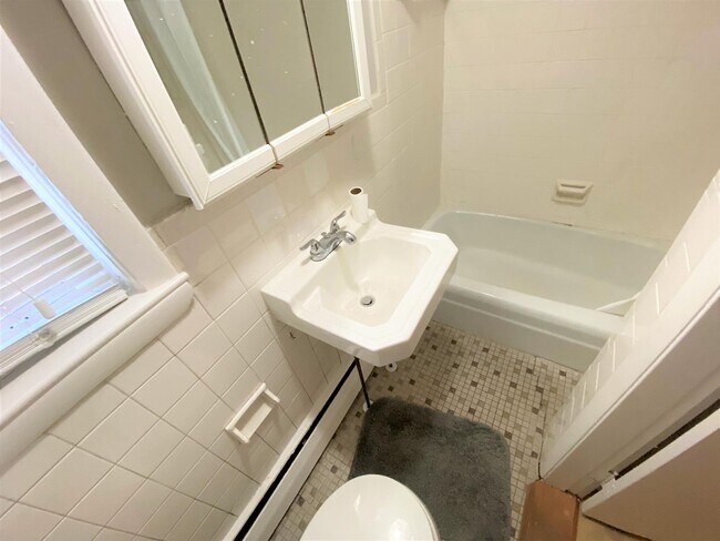 7 Elmer St unit 3, Cambridge, MA 02138 - photo 7