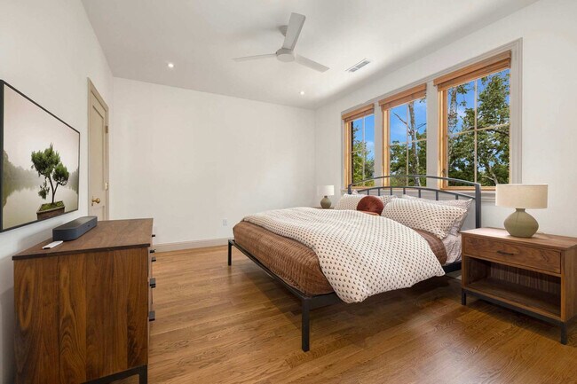 501 NW B St unit ID1303242P, Bentonville, AR 72712 - photo 5