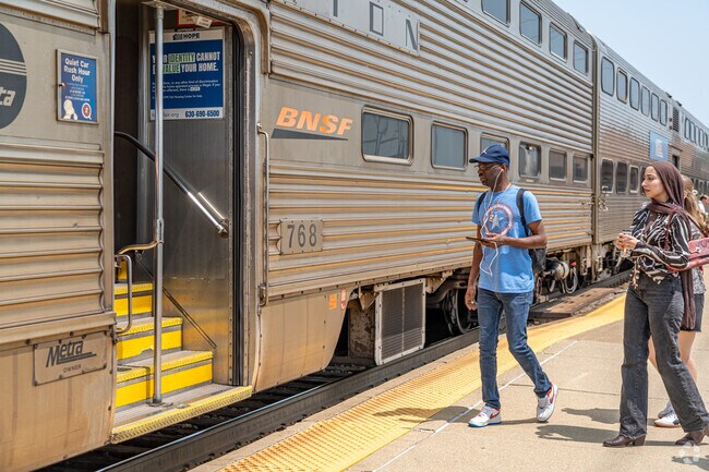 Residents can use the Metra to be downtown Chicago in only 45-minutes.