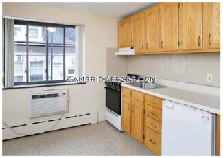 9 Chester St Unit 1, Cambridge, MA 02140