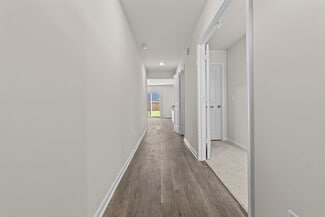 60 Harmon Rd, Hopkins, SC 29061