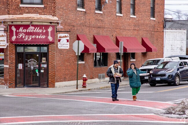 Mariella's Pizzeria in Haverstraw is a local favorite, serving classic pizza and Italian specialties.
