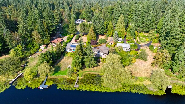 Lake_Holm_1028697_VS_091725_FINAL
