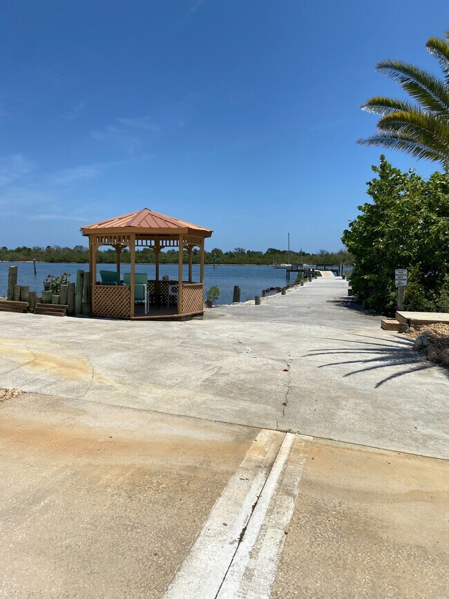 River View Landings, Edgewater, FL 32141 - photo 4