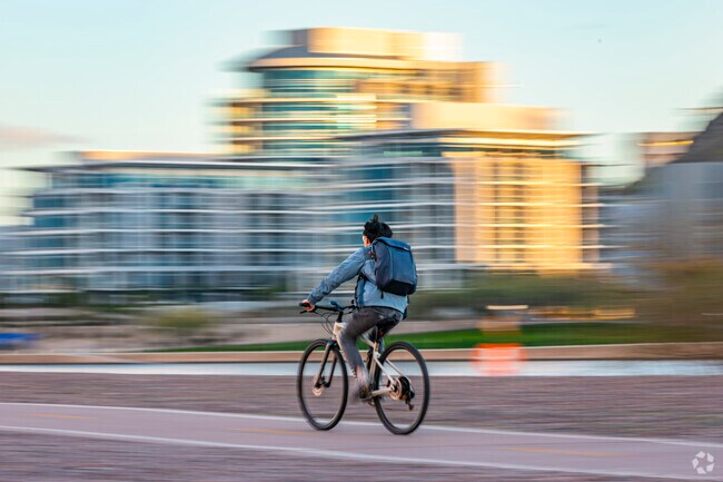 The cycling paths near Alameda provide safe and enjoyable rides for everyone.