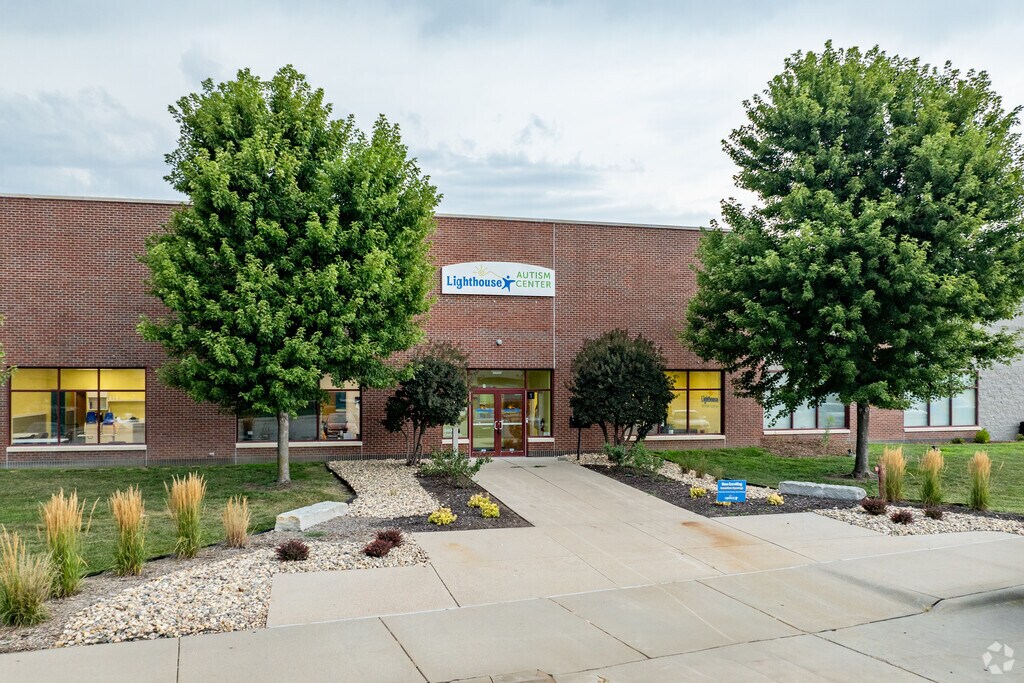 Acton Academy Lincoln is a PK-12 private school.