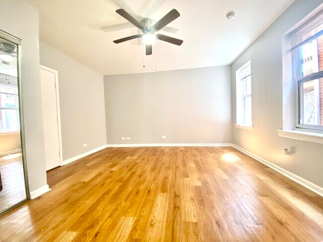 4241 N Kenmore Ave unit 105, Chicago, IL 60613 - photo 4