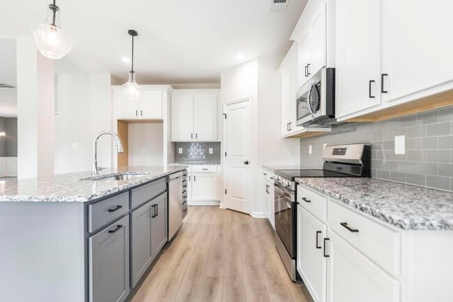 102 Black Birch Rd 12.jpg