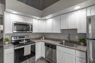 512 Coventry Ln, Glen Mills, PA 19342