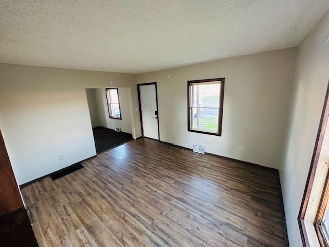 619 N Lehigh Ave, Sayre, PA 18840 - photo 3