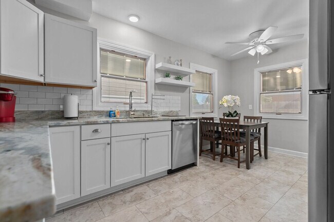 810 E Pershing St unit ID1296542P, Appleton, WI 54911 - photo 5