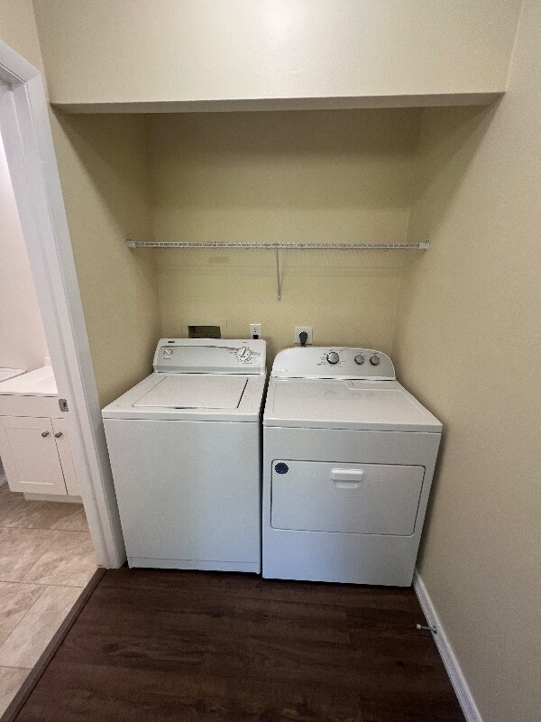 3372 Yukon Cir unit 4, Fort Myers, FL 33907 - photo 4