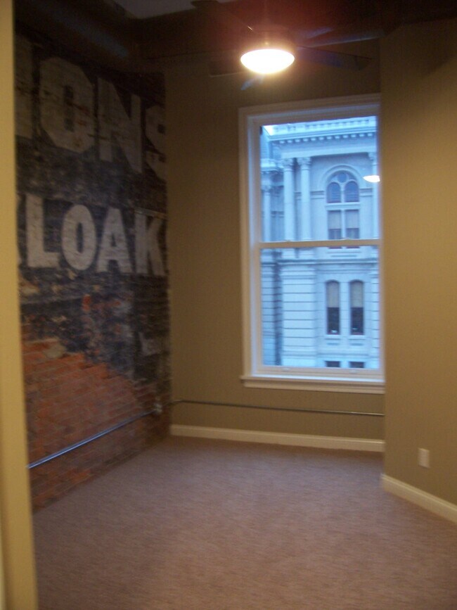 120 N 3rd St unit 301, Lafayette, IN 47901 - photo 6