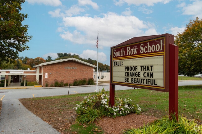 South Row Elementary serves grades K-4 in Old Stage Estates.