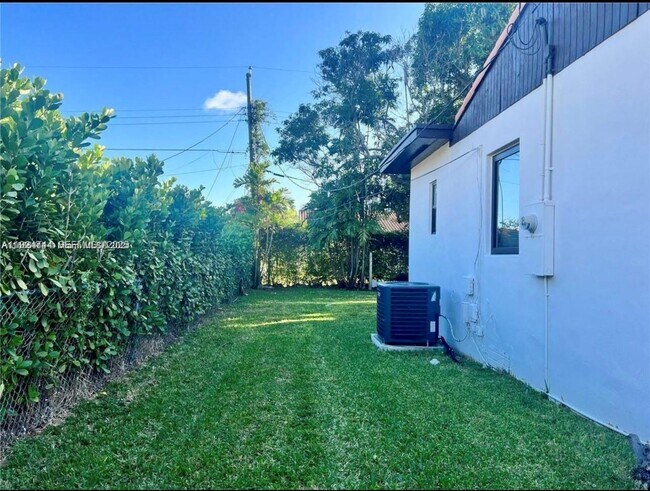 3110 SW 19th Terrace, Miami, FL 33145 - photo 6