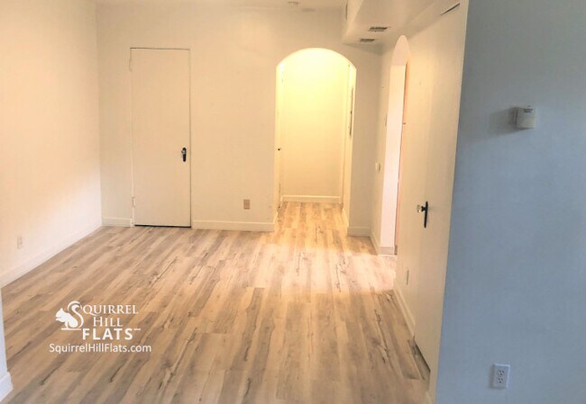 5712 Phillips Ave unit B8, Pittsburgh, PA 15217 - photo 6