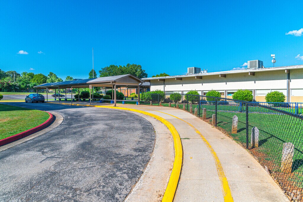 Ridgecrest Elementary School serves students from preschool through fifth grade.