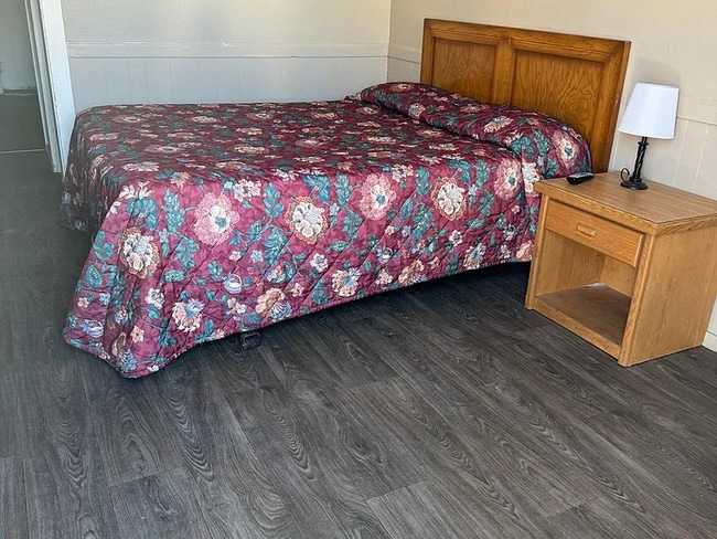 316 E Flaming Gorge Way unit 213, Green River, WY 82935 - photo 2