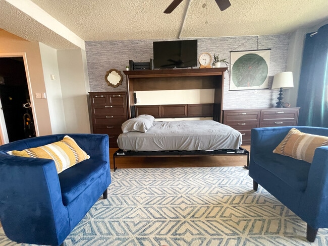 Senate Plaza unit 14C, Columbia, SC 29201 - photo 4