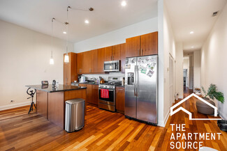 1354 W Augusta Blvd Unit 302, Chicago, IL 60642