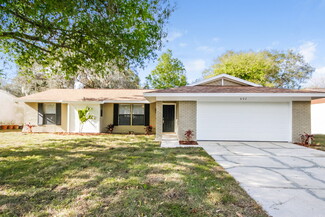 602 Cedar Grove Dr, Brandon, FL 33511