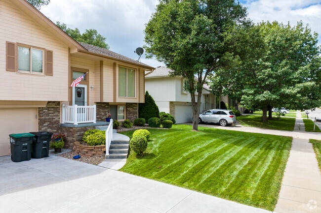 Lawns in the Oakbrook Meadows neighborhood are well-kept.